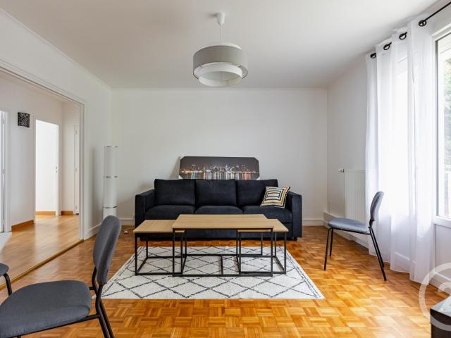 Appartement meublé 4 pièces 74 m²