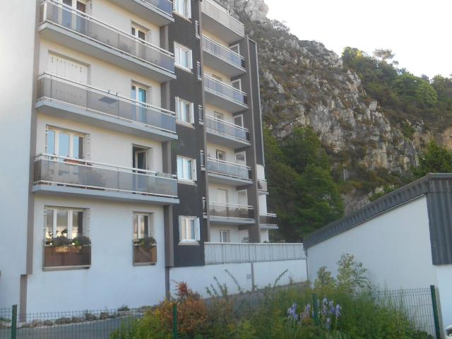 Appartement meublé 4 pièces 77 m²