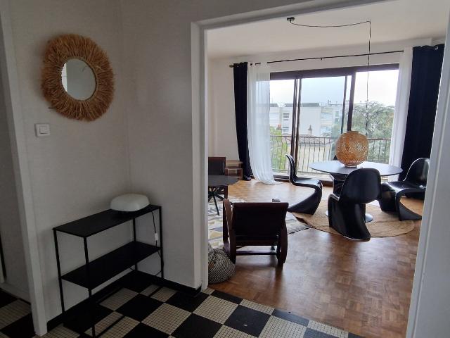 Appartement meublé 4 pièces 94 m²