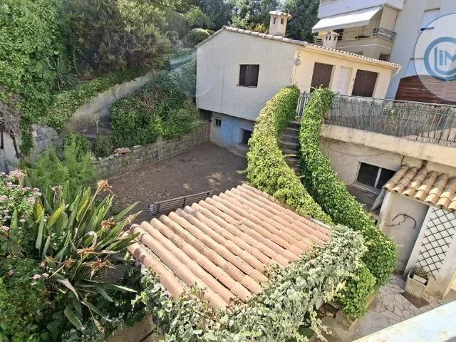 Appartement meublé 4 pièces 94 m²