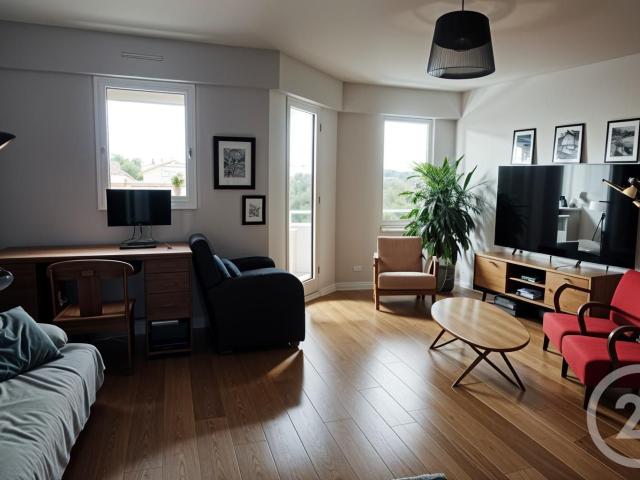 Appartement meublé 4 pièces 96 m²