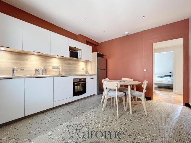 Appartement meublé 4 pièces Lyon 9ème, rue Gorge.