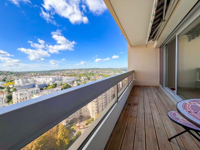 Appartement meublé 5 pièces 104 m²