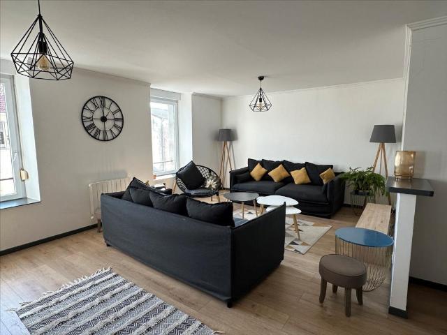 Appartement meublé 5 pièces 107 m²