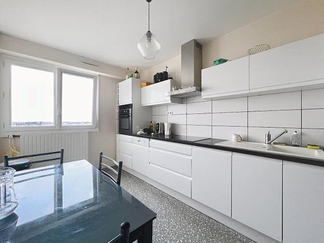 Appartement meublé 5 pièces 108 m²