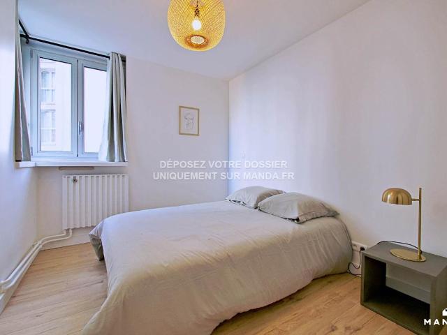 Appartement meublé 5 pièces 10 m²