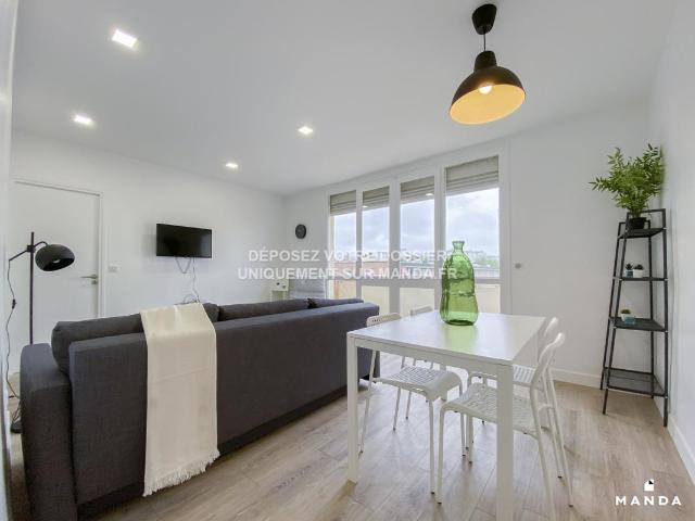 Appartement meublé 5 pièces 10 m²