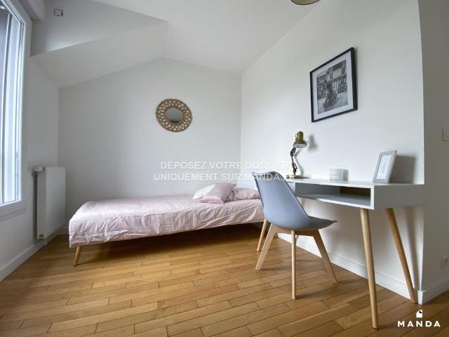 Appartement meublé 5 pièces 10 m²