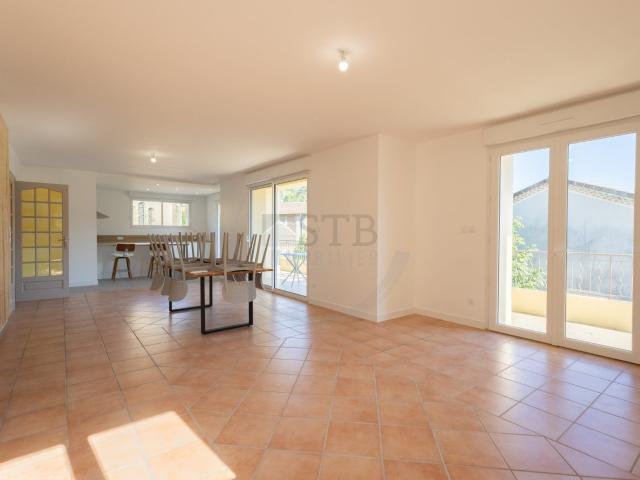 Appartement meublé 5 pièces 117 m²