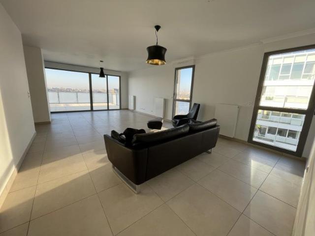 Appartement meublé 5 pièces 110 m²