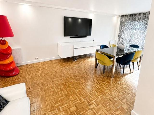 Appartement meublé 5 pièces 111 m²