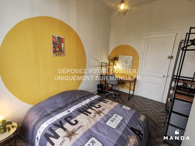 Appartement meublé 5 pièces 11 m²