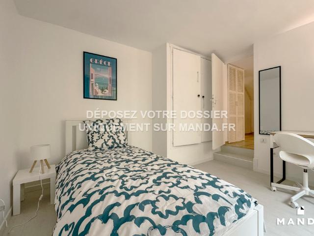Appartement meublé 5 pièces 11 m²