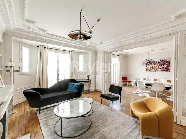 Appartement meublé 5 pièces 124 m²