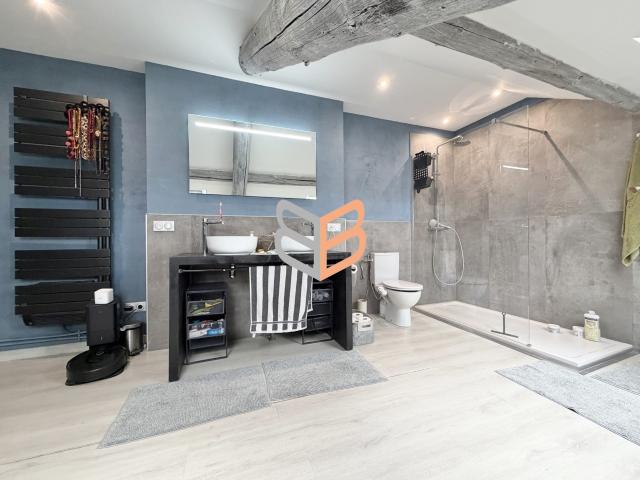 Appartement meublé 5 pièces 128 m²