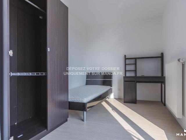 Appartement meublé 5 pièces 12 m²