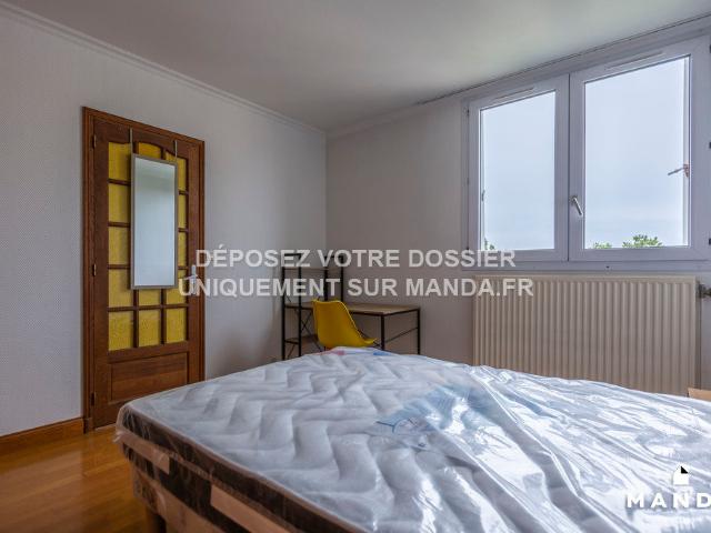 Appartement meublé 5 pièces 12 m²