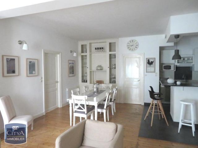 Appartement meublé 5 pièces 144 m²