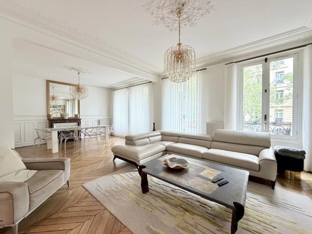 Appartement meublé 5 pièces 140 m²