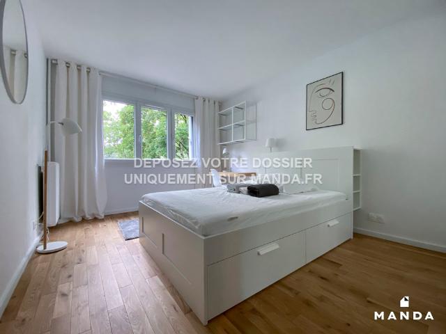 Appartement meublé 5 pièces 15 m²