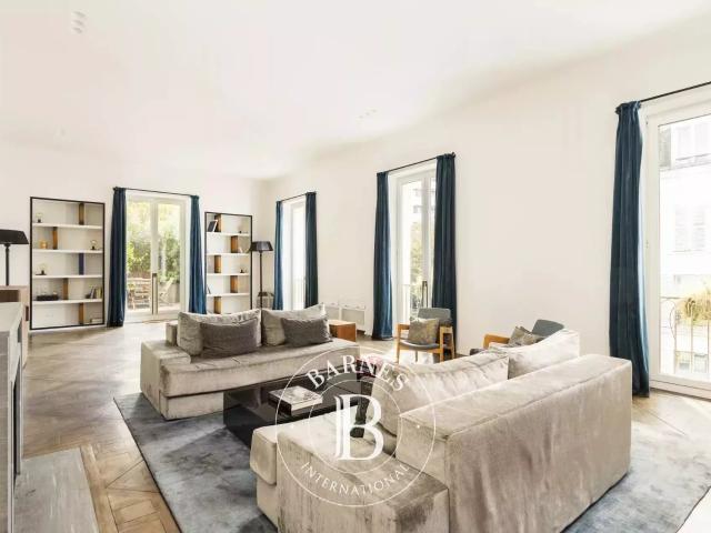 Appartement meublé 5 pièces 191 m²