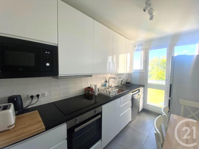 Appartement meublé 5 pièces 74 m²