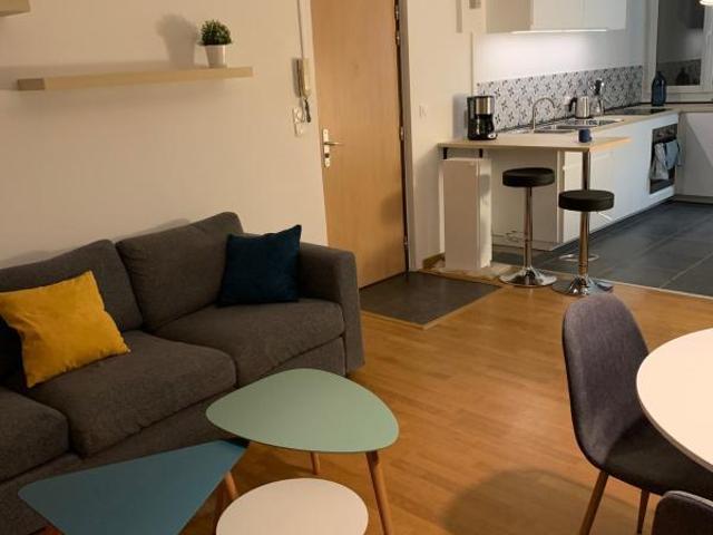 Appartement meublé 5 pièces 82 m²