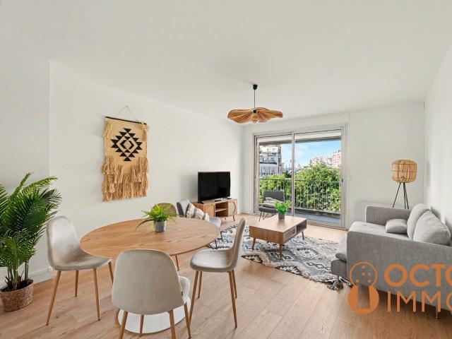 Appartement meublé 5 pièces 94 m²