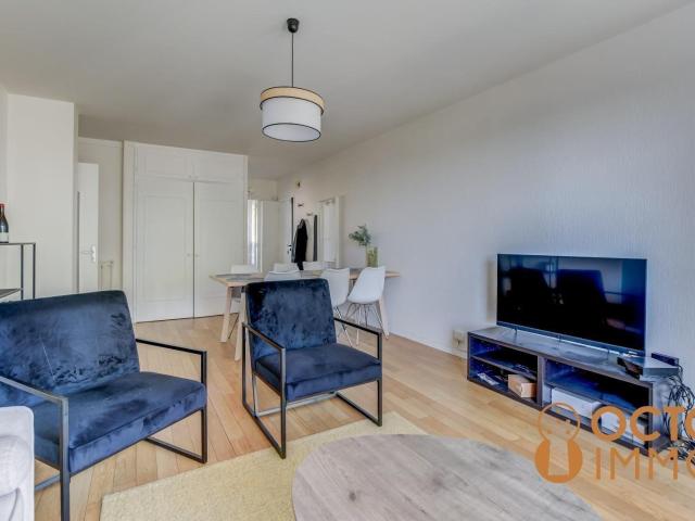 Appartement meublé 5 pièces 95 m²