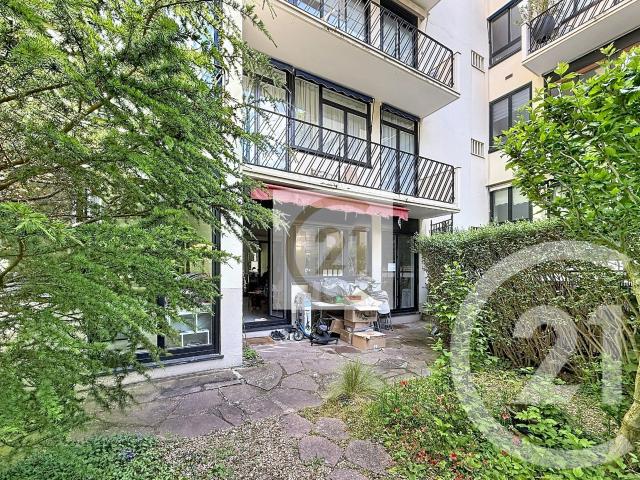 Appartement meublé 5 pièces 96 m²