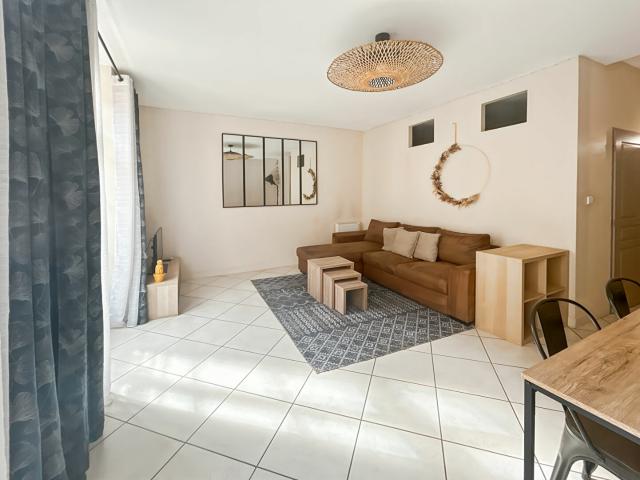Appartement meublé 5 pièces 99 m²