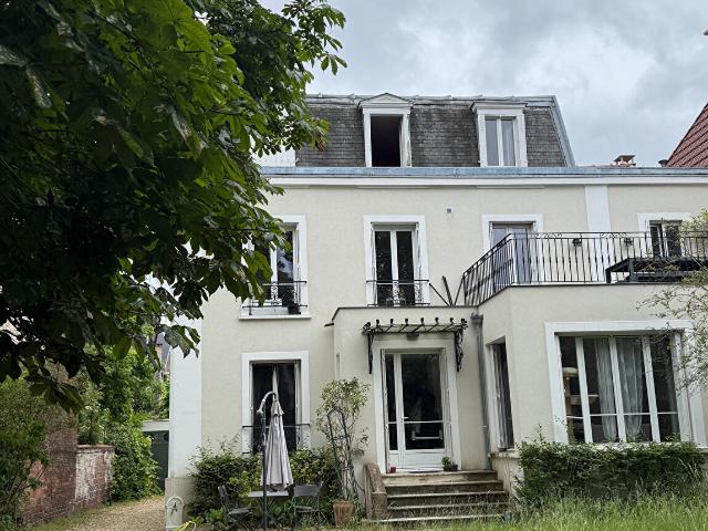 Appartement meublé 6 pièces 134 m²