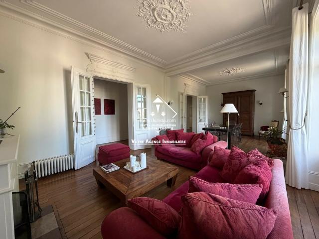 Appartement meublé 6 pièces 180 m²