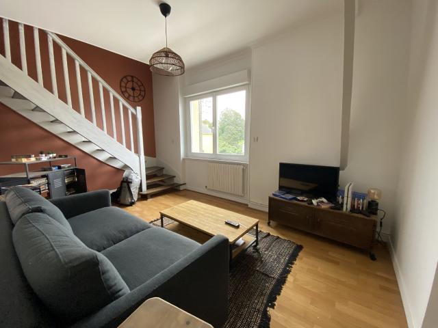 Appartement meublé 6 pièces 96 m²