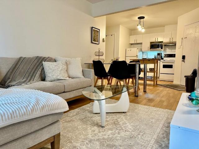 APPARTEMENT MEUBLÉ
