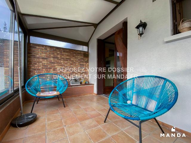 Appartement meublé 8 pièces 12 m²