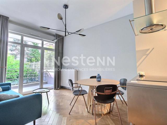 Appartement Meublé à Courbevoie 3 pièces 55.44 m2 + Terrasse + Parking