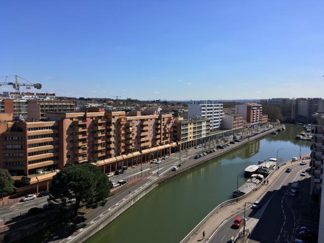 Appartement meublé à louer 5 pièces 102 m²