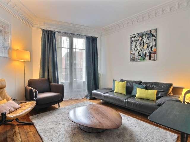 Appartement meublé à louer, 2 chambres 52 m² Montmartre / Place des Abbesses Paris