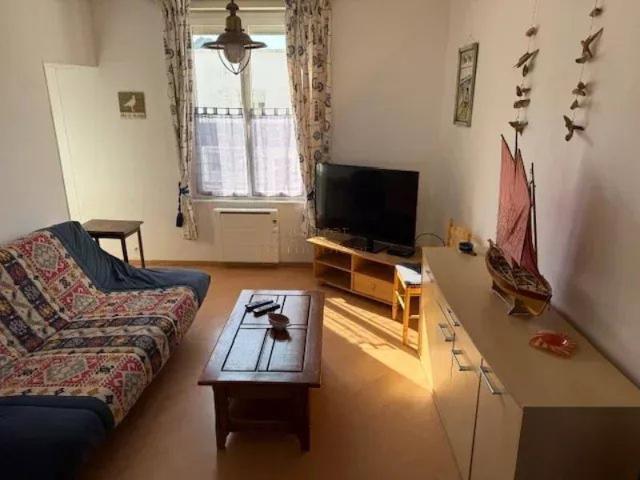 Appartement meublé à louer à l'année