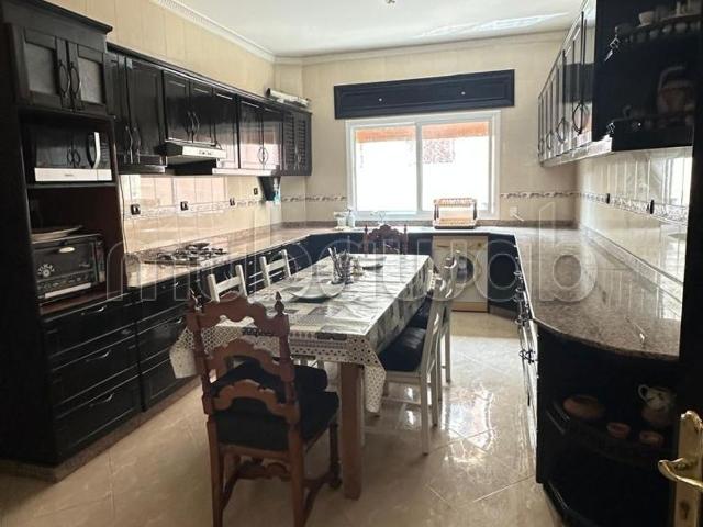Appartement meublé à louer au mois à hawma warda
