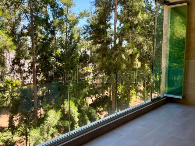 Appartement meublé à louer – Souissi, Rabat
