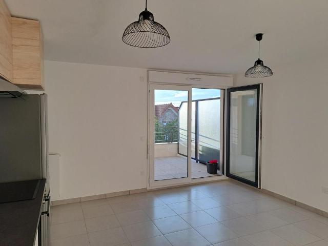 Appartement meublé à louer sur Ste Geneviève des Bois avec F