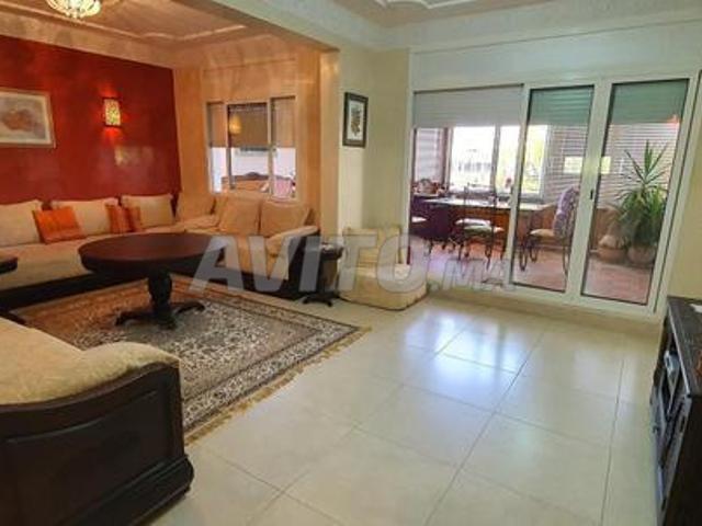 Appartement meublé avec terrasse en location