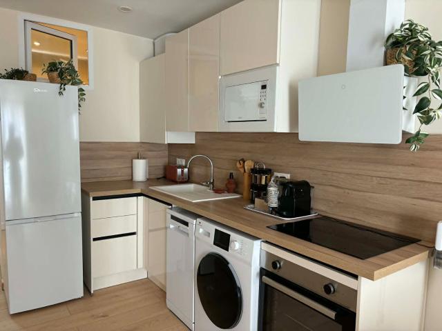 Appartement meublé avec Balcon Sisteron 2 pièce s 42.01 m2
