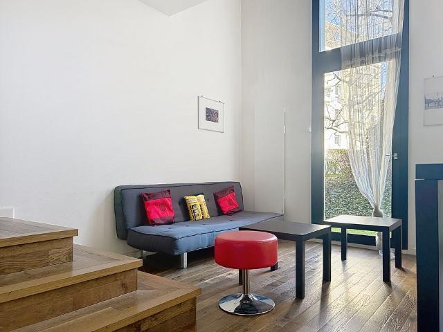 Appartement meublé avec mezzanine et place de parking