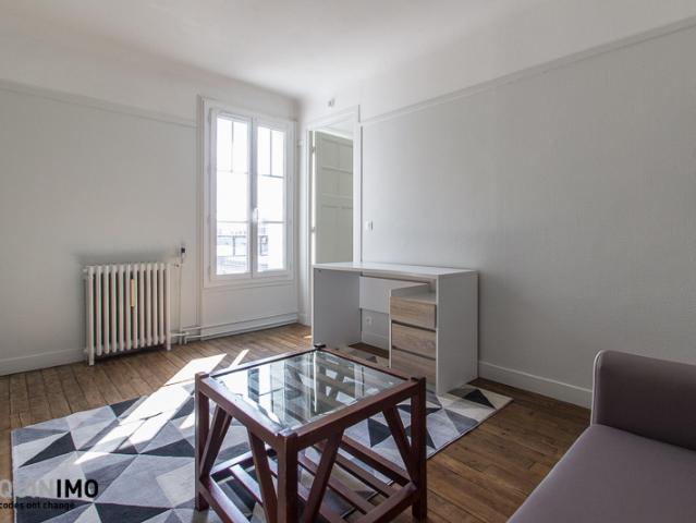 Appartement meublé de 43m2, traversant et lumineux, situé ru