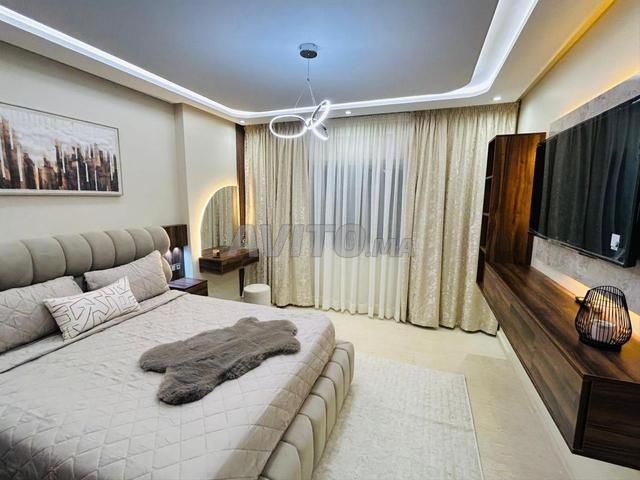 Appartement meublé de luxe à louer mensuellement, rue Moulay Youssef