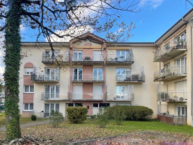 Appartement MEUBLE de type 3 de 66 m² env. au 1er étage avec Balcon dans la Résidence Le Cézanne Secteur Chambéry