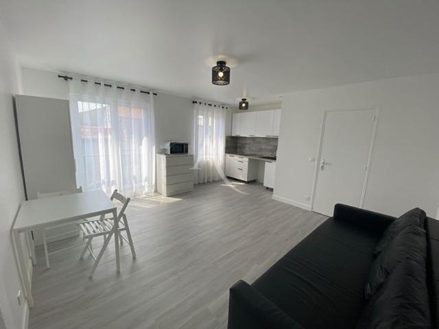 Appartement meublé Drancy 1 pièce s 25.25 m2